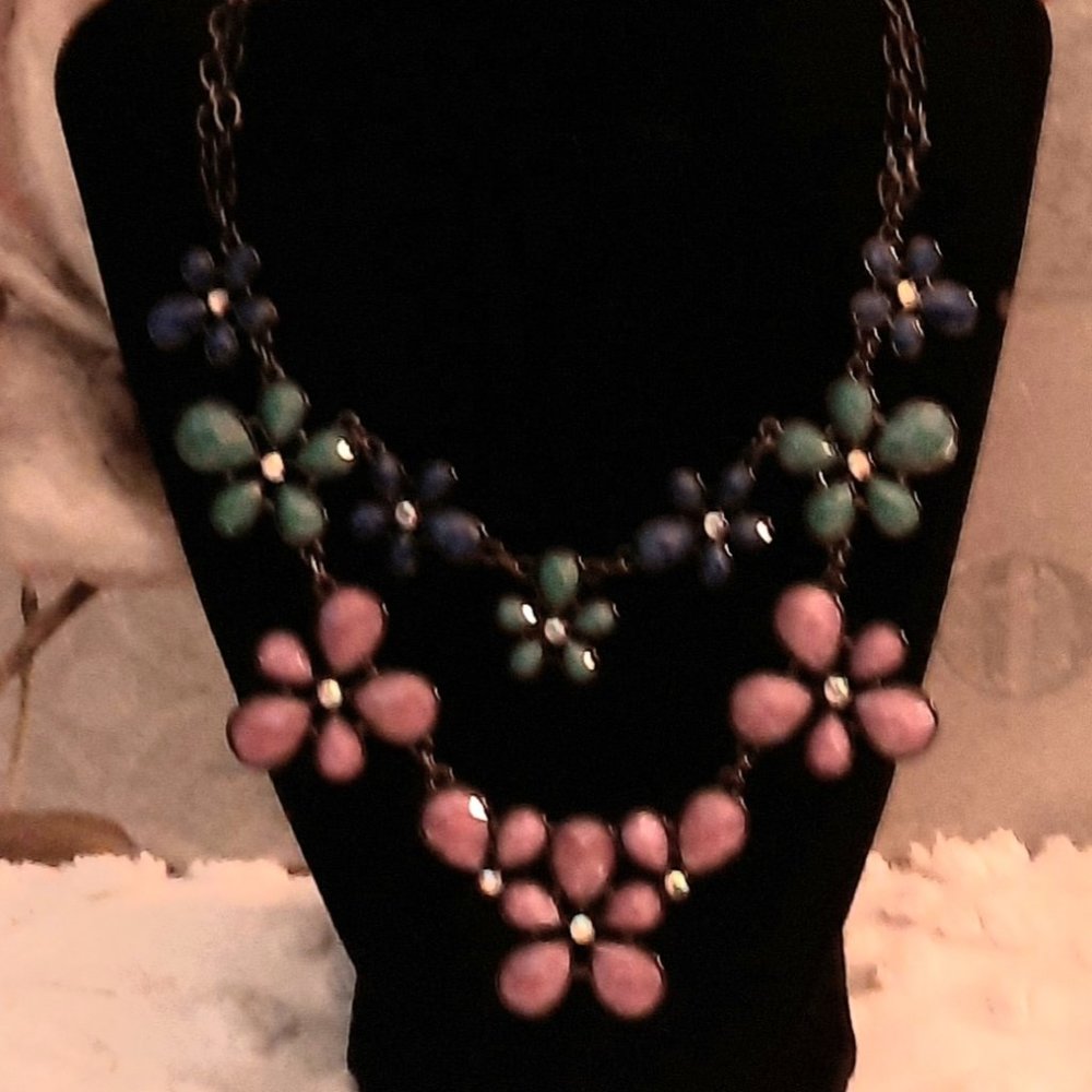 Fashion Necklace Floral Design